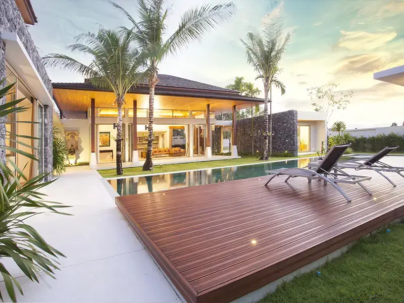 Pooldecks | Leusink Zwembadoverkappingen